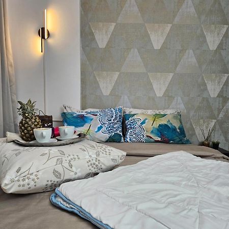 Kiwi Apart-Hotel 1Br Wi-Fi Free - Close To Old Town - Cozy Location - Shorter Or Longer Stay - R&M Boutique Bucureşti Ngoại thất bức ảnh
