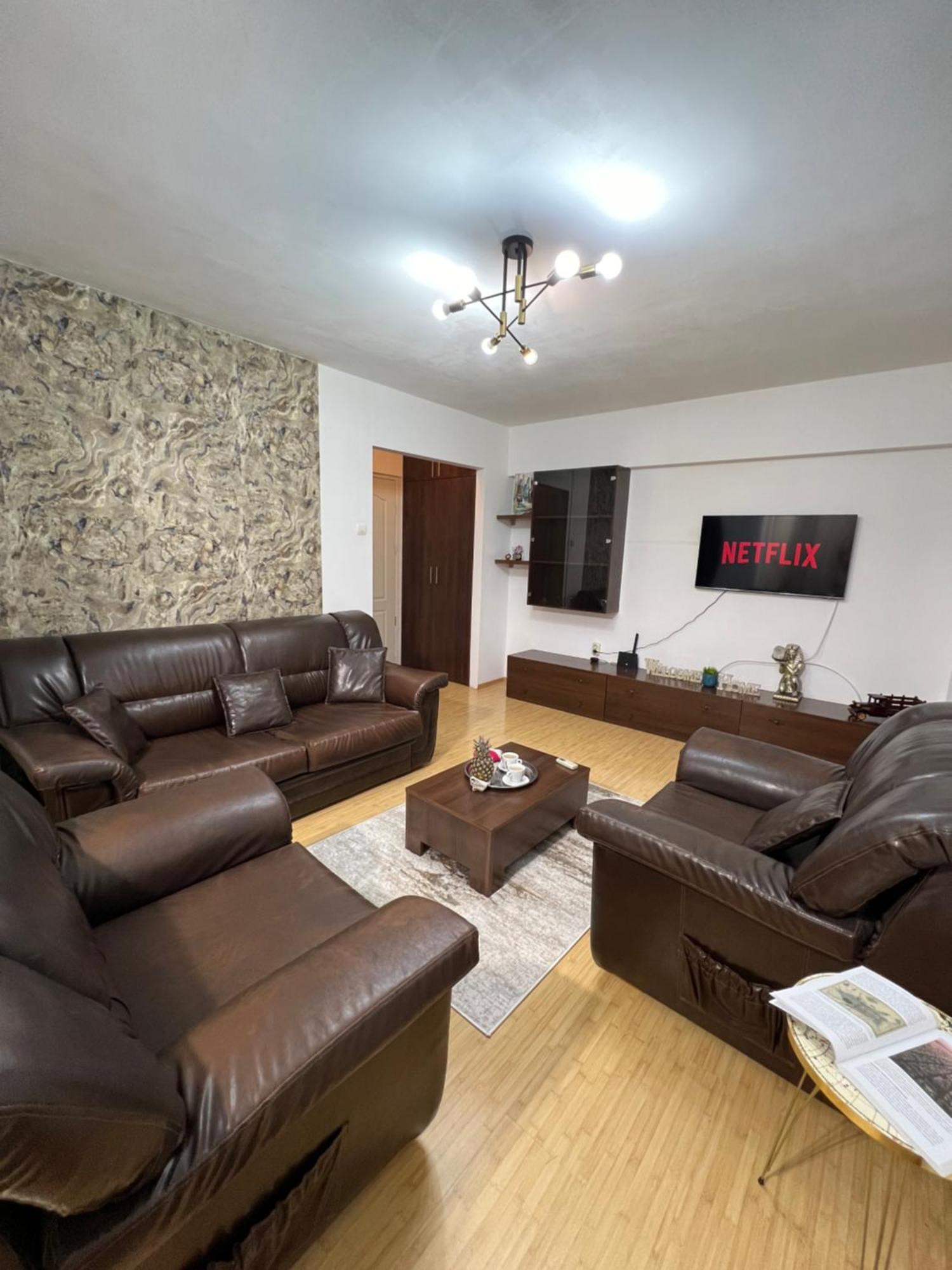 Kiwi Apart-Hotel 1Br Wi-Fi Free - Close To Old Town - Cozy Location - Shorter Or Longer Stay - R&M Boutique Bucureşti Ngoại thất bức ảnh
